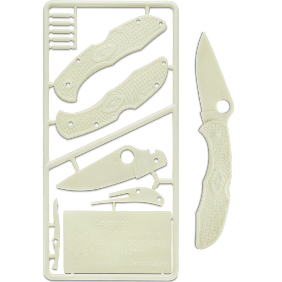 Spyderco Delica 4 Glow-In-The-Dark Plastic Toy Knife Kit PLKIT1